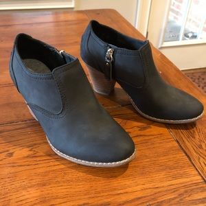 Short Boots - Sz 6 - black leather - Dr Scholls